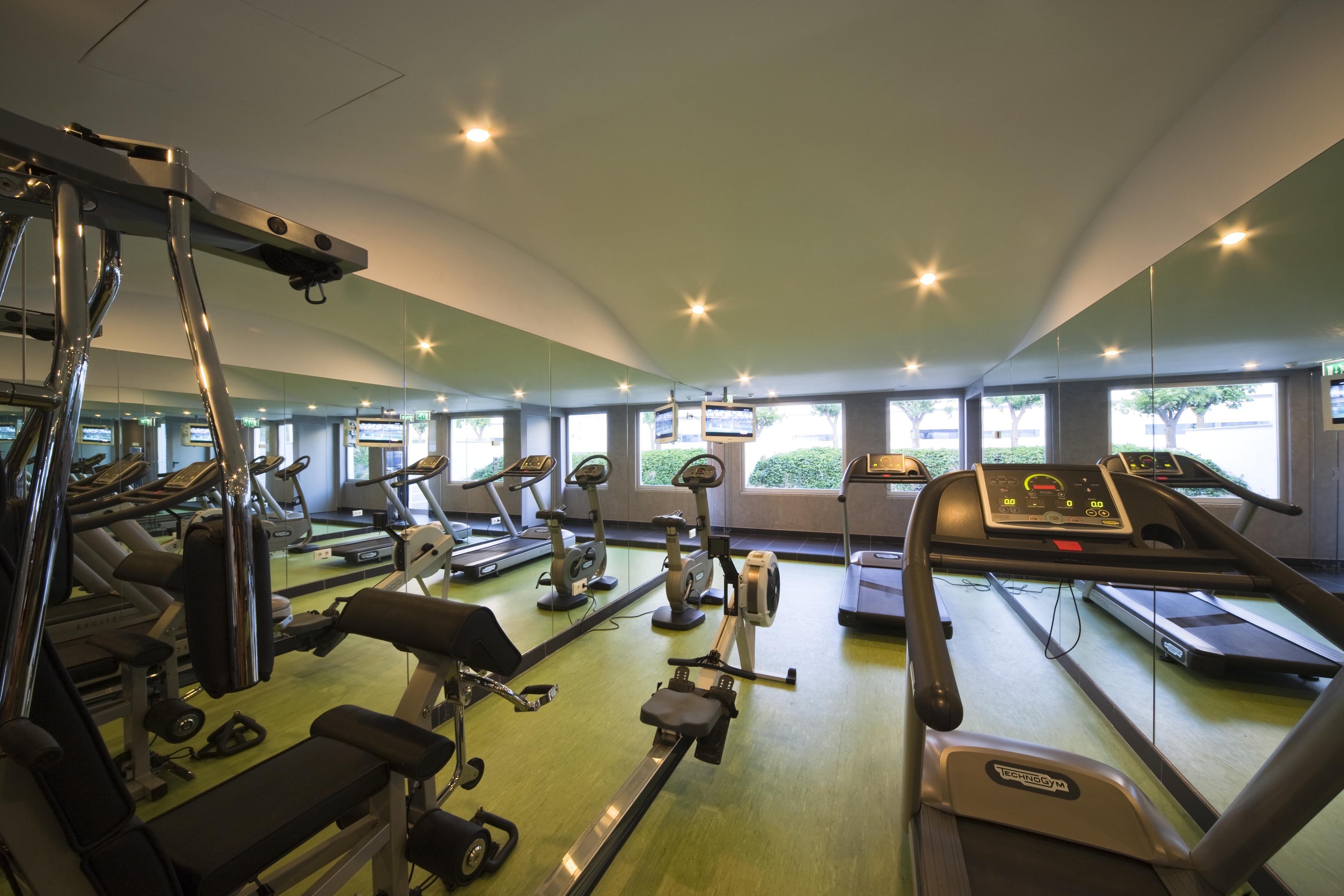 M'Ar De Ar Aqueduto Hotel Евора Екстериор снимка The gym at the hotel